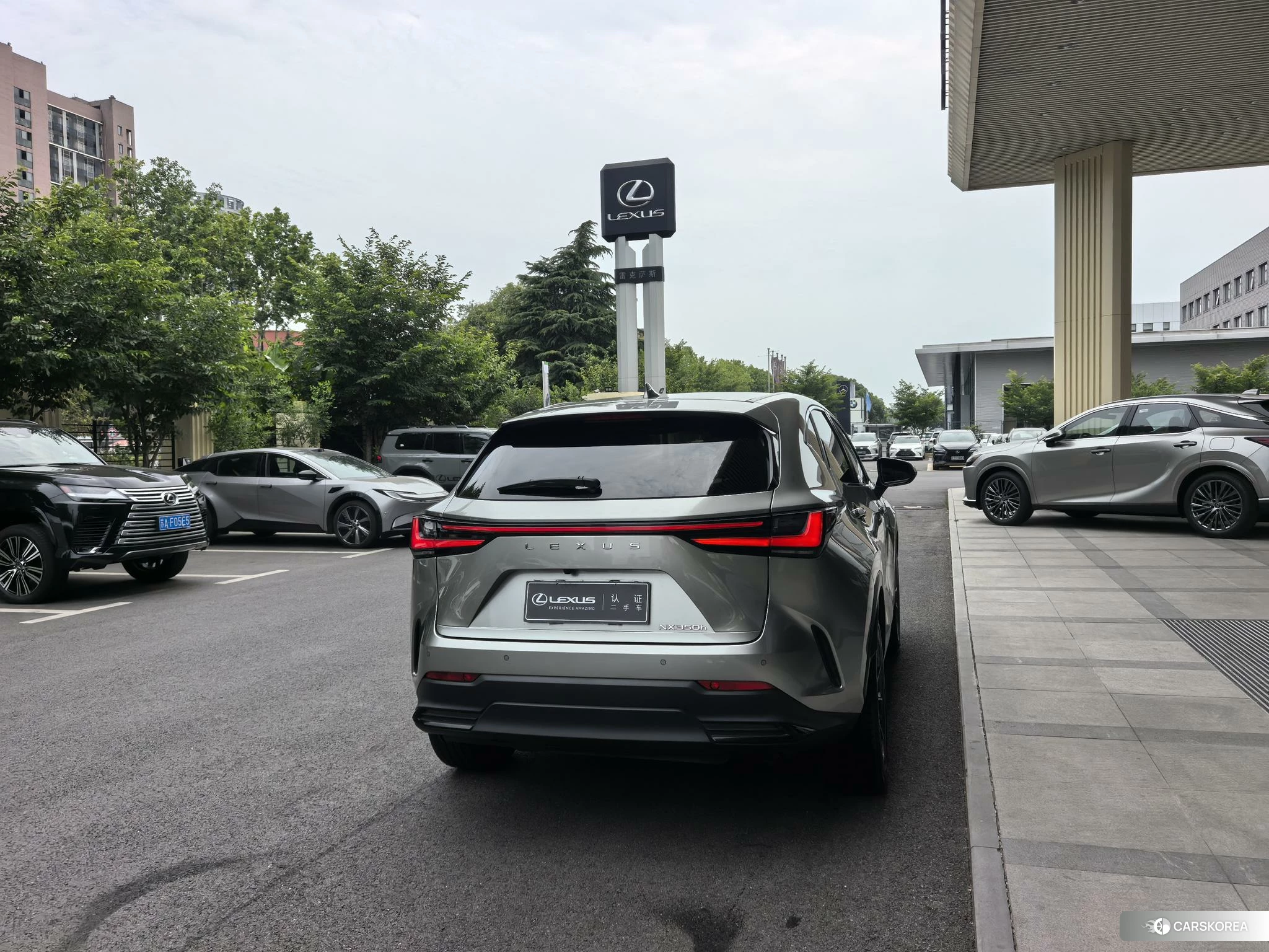 Lexus NX id 4452602 из Китая 9