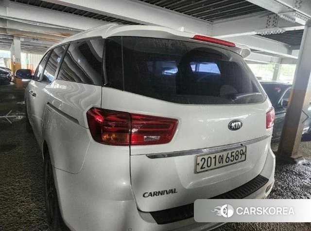 Kia The New Carnival 2018 Белый из Кореи, фото 2