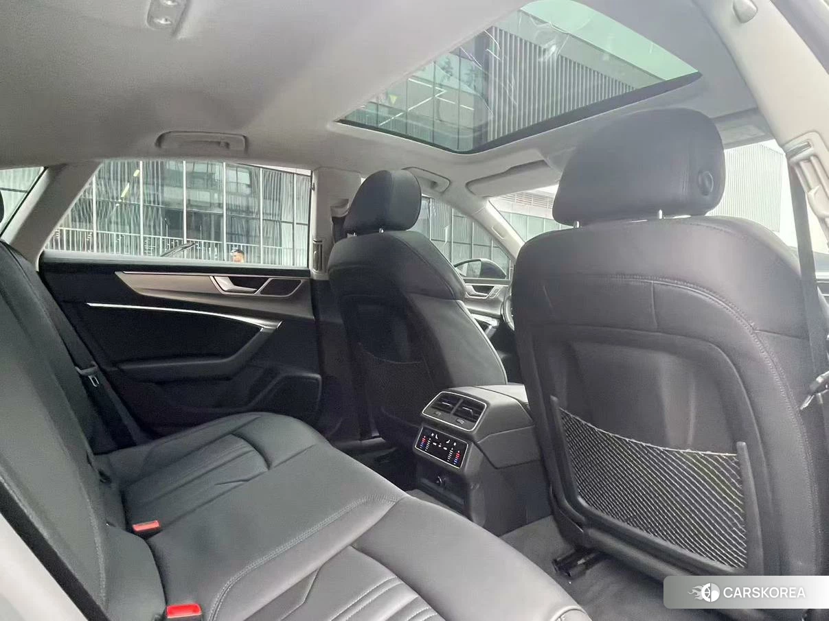 Audi A7 2020 Черный из Китая, фото 3