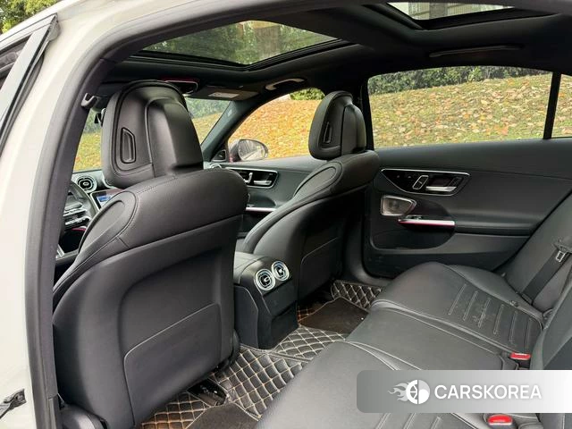 Mercedes-Benz Class C 2022 Белый из Китая, фото 5