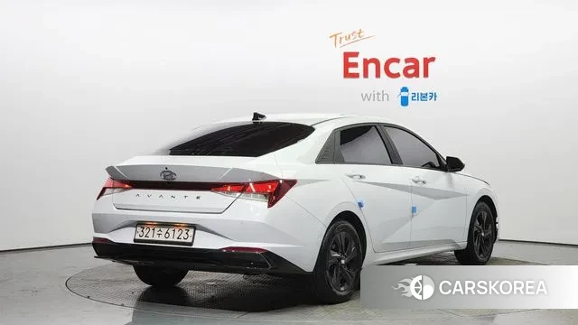 Hyundai Avante Hybrid (CN7) id 3027432 из Кореи 12