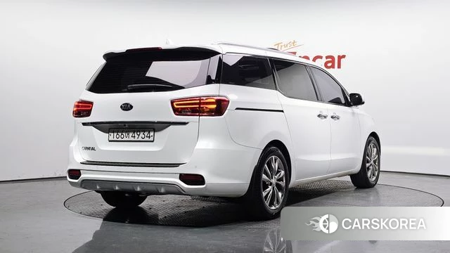Kia The New Carnival id 4188650 из Кореи 12