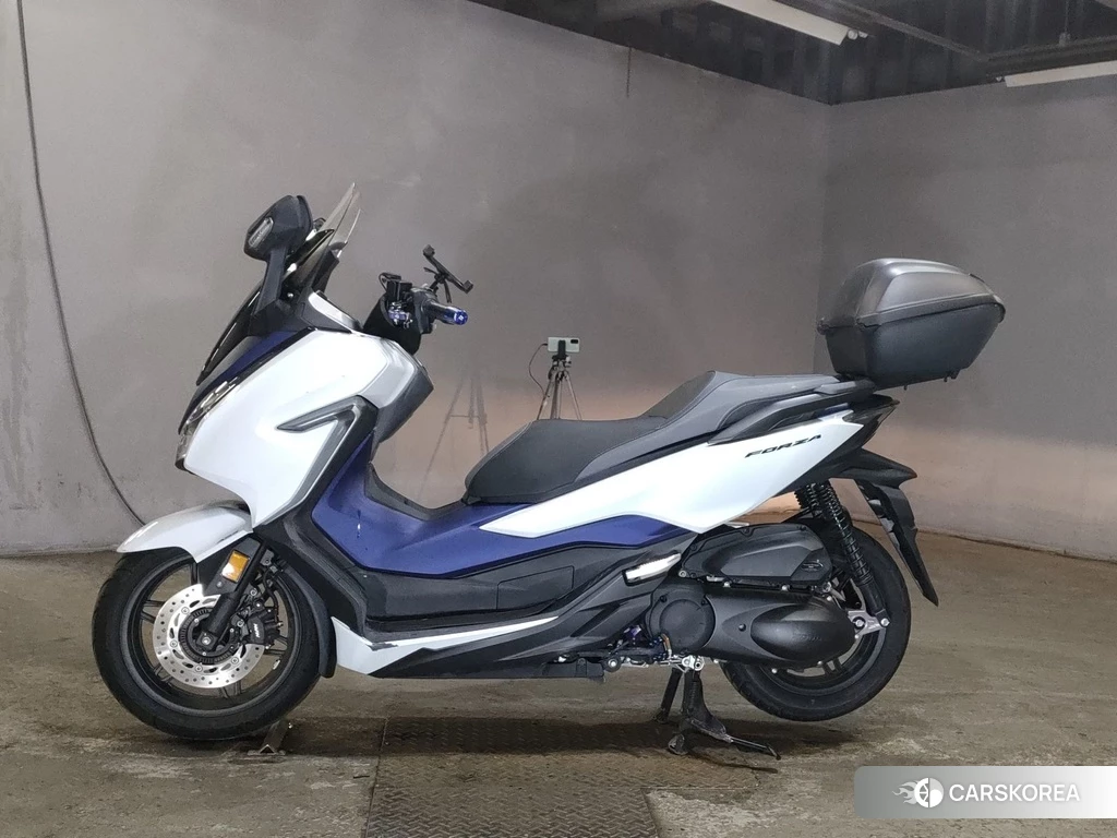 Проданный Honda FORZA 2018 из Японии