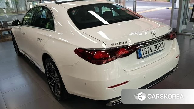 Mercedes-Benz E-Class W214 id 4892623 из Кореи 10