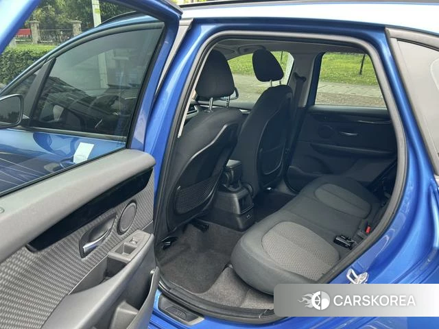 BMW 2 series station wagon id 3856924 из Китая 9