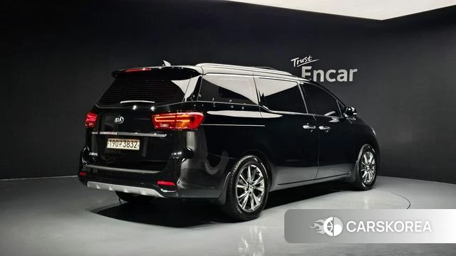 Kia The New Carnival id 4482973 из Кореи 12
