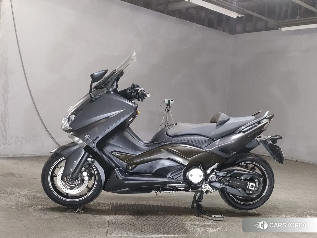 Проданный Yamaha T-MAX 530 2012 из Японии