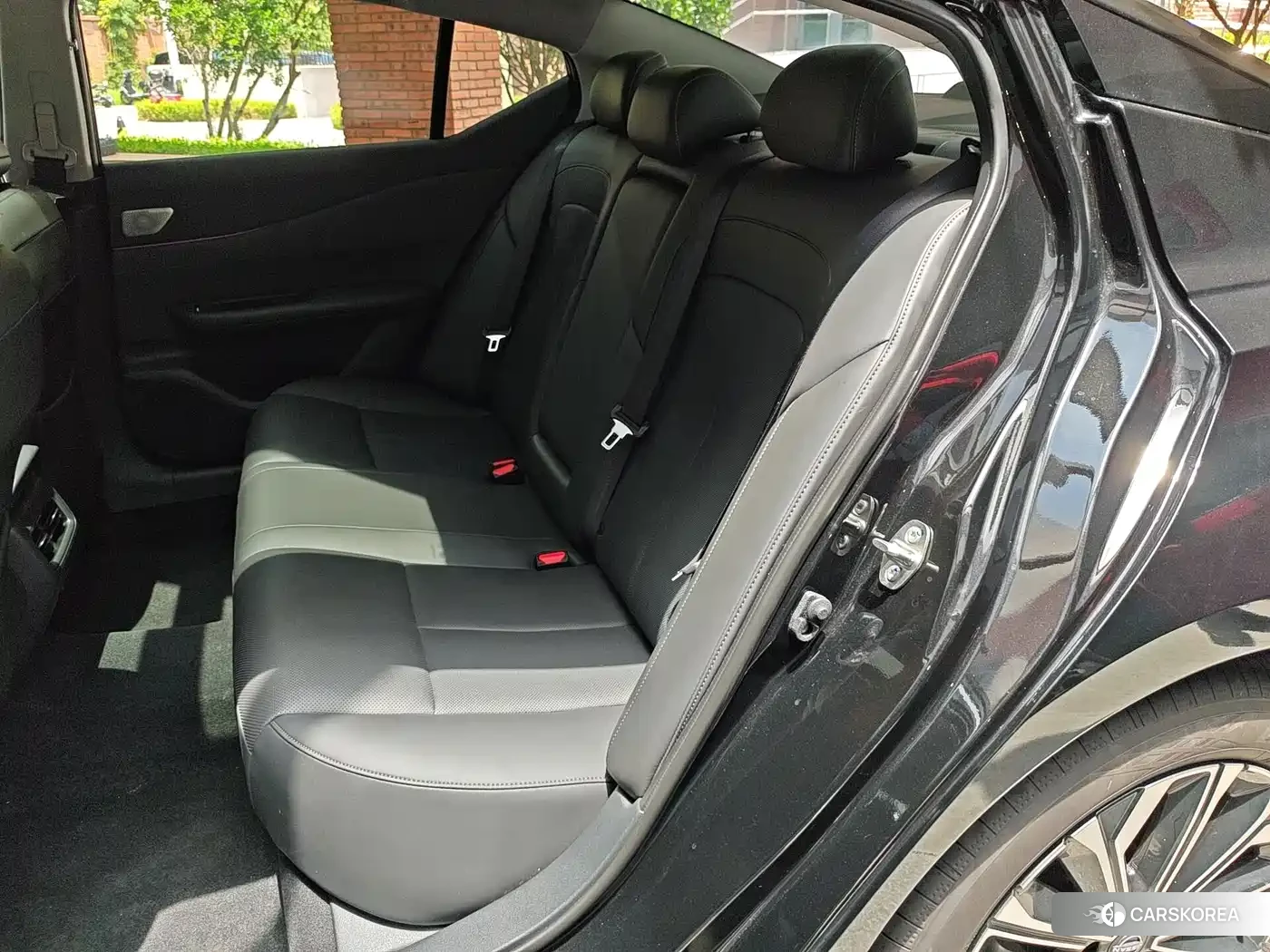 Nissan Altima id 4606938 из Китая 12