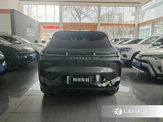 Lynk 08 EM-P 2025 Темно-серый из Китая, фото 3