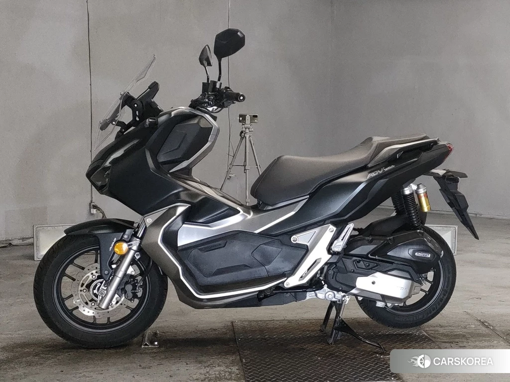 Проданный Honda ADV150 2019 из Японии