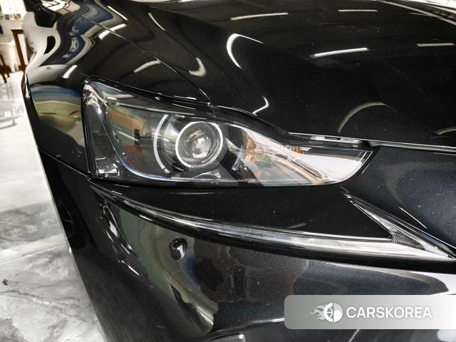 Lexus IS 2019 Черный из Китая, фото 2