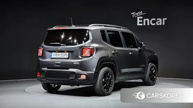 Jeep Renegade id 3379705 из Кореи 12