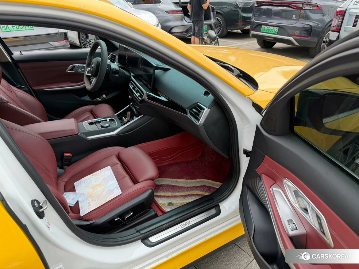 BMW i3 2023 Желтый из Китая, фото 2