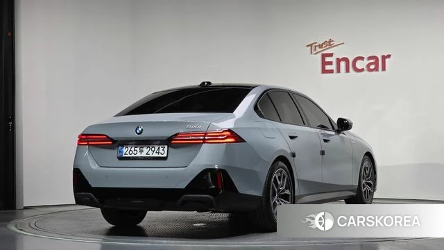 BMW 5 Series (G60) id 4381384 из Кореи 12