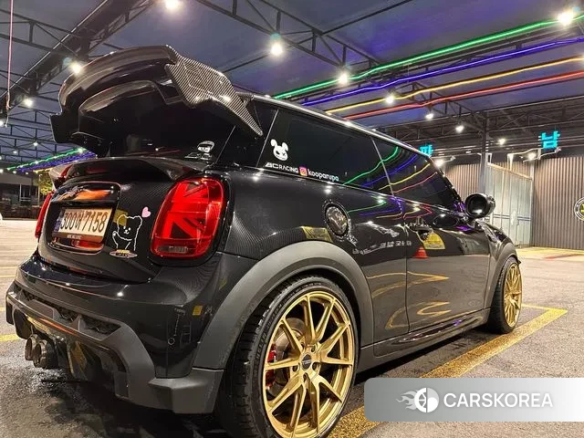 Mini Cooper S 2023 Черный из Кореи, фото 3