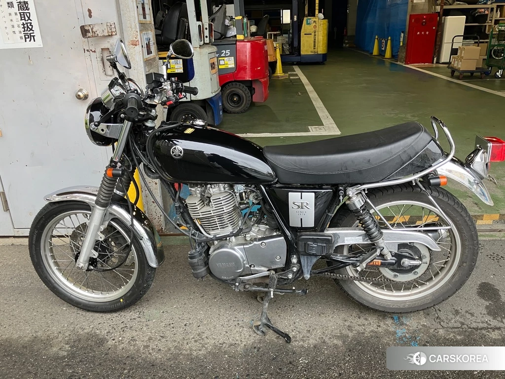 Проданный Yamaha SR 400 2019 из Японии, фото 2