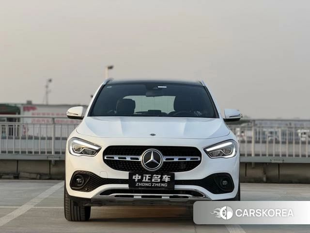 Mercedes-Benz GLA 2023 Белый из Китая, фото 2