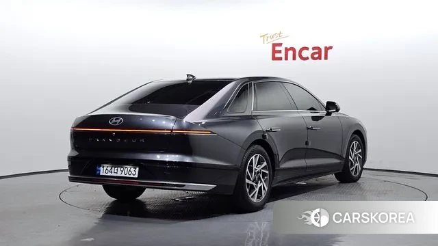 Hyundai Grandeur Hybrid (GN7) id 3042863 из Кореи 12