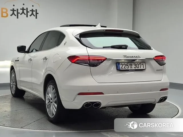 Maserati Levante id 3366639 из Кореи 11