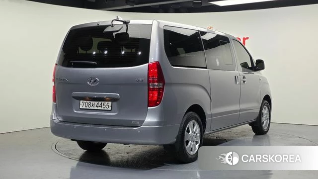 Hyundai The New Grand Starex id 3843540 из Кореи 12