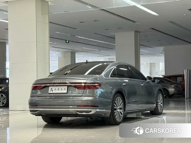 Audi A8 id 4238478 из Китая 10