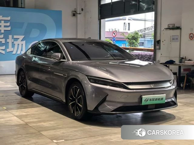 BYD Han EV 2021 Серебристо-серый из Китая, фото 2