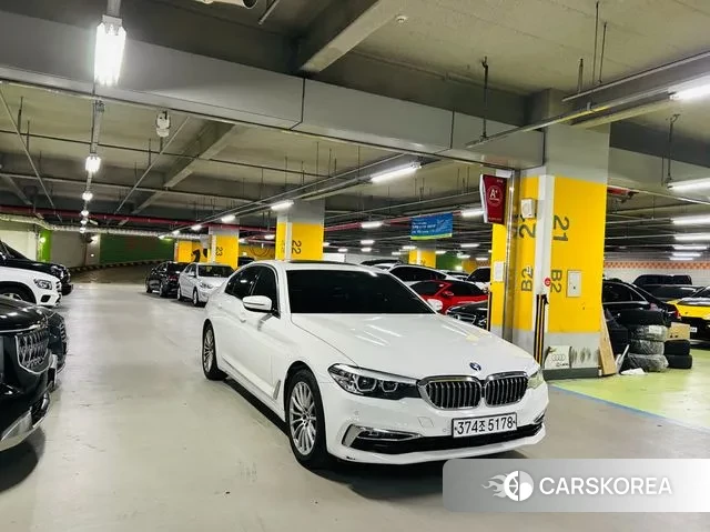 BMW 5 Series (G30) id 3385632 из Кореи 12