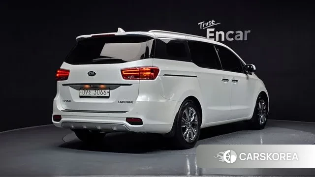 Kia The New Carnival id 3588408 из Кореи 12