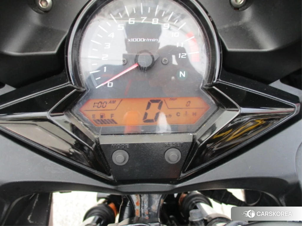 Проданный Honda CBR250R ABS 2015 из Японии, фото 2