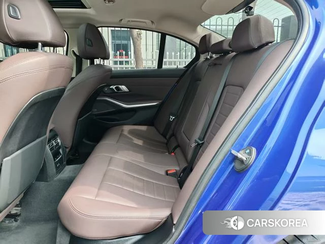 BMW 3 series id 4261201 из Китая 9