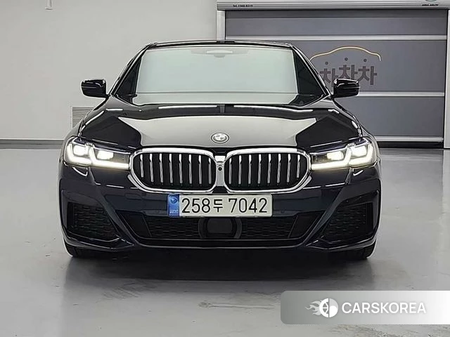 BMW 5 Series (G30) id 4495476 из Кореи 10