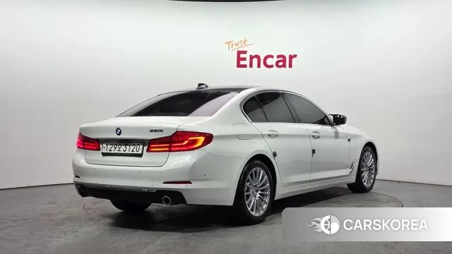 BMW 5 Series (G30) id 3656229 из Кореи 12