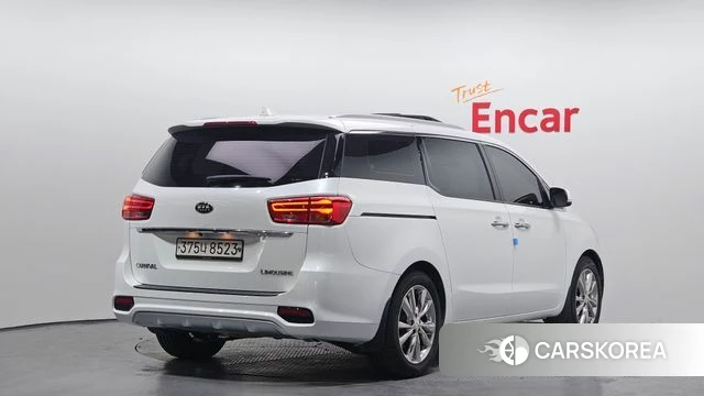 Kia The New Carnival id 3899736 из Кореи 12