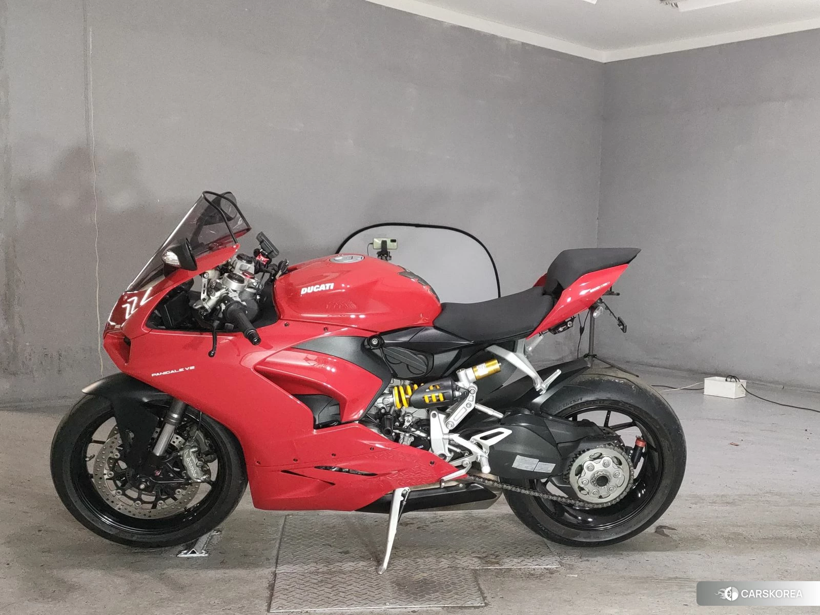 Проданный Ducati PANIGALE V2 2020 из Японии