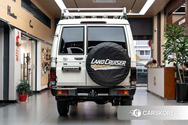 Toyota Land Cruiser 70 Series id 4239748 из Китая 10