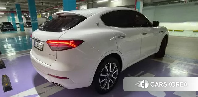Maserati Levante 2022 Белый из Кореи, фото 3