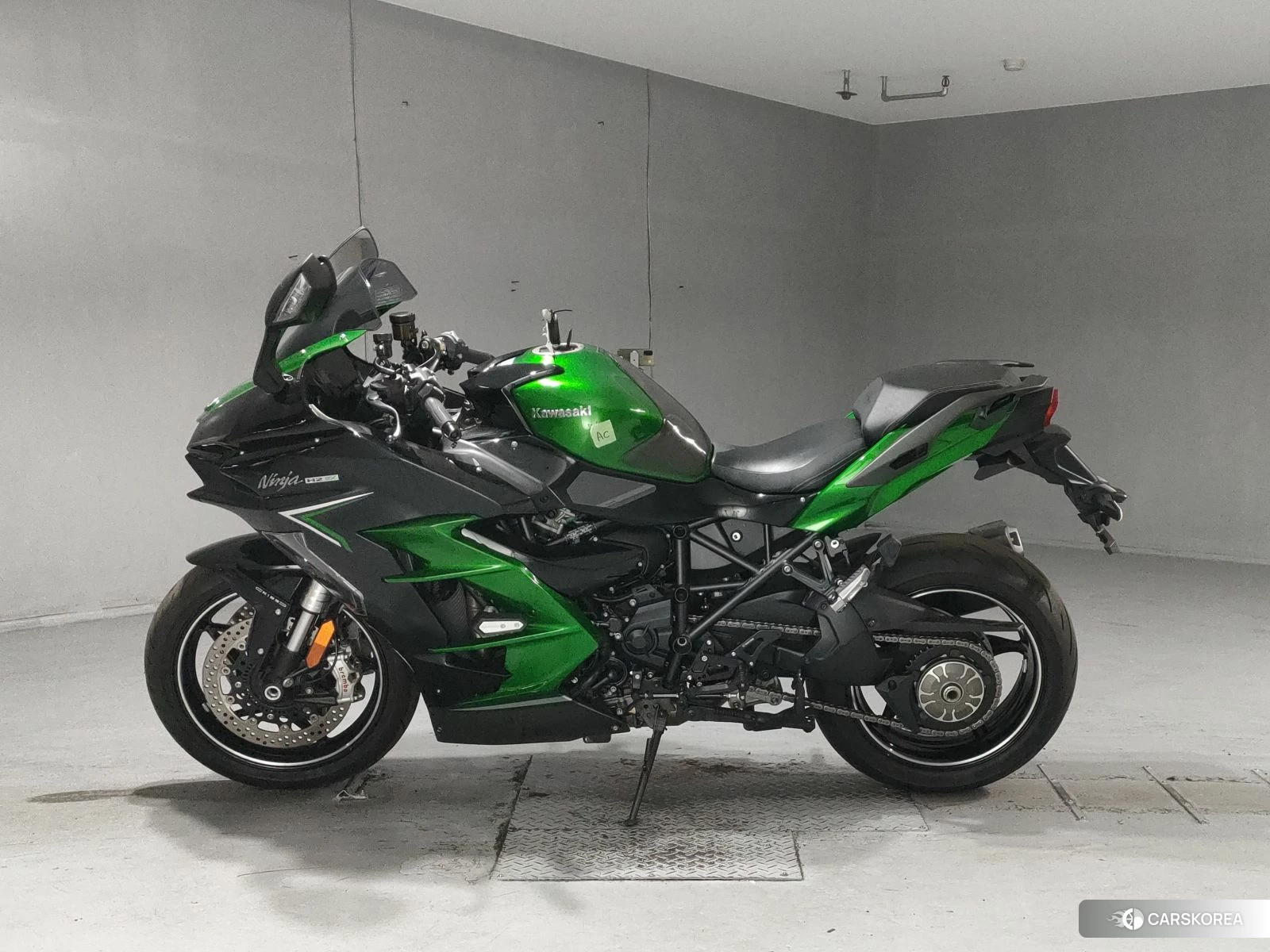 Kawasaki NINJA H2 SX SE 2022 из Японии, фото 2