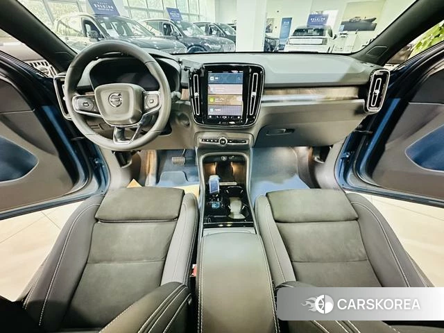 Volvo C40 EV id 3908706 из Китая 9