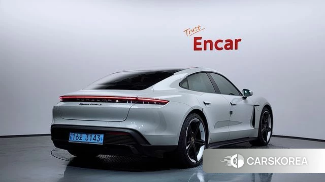 Porsche Taycan id 3827364 из Кореи 12