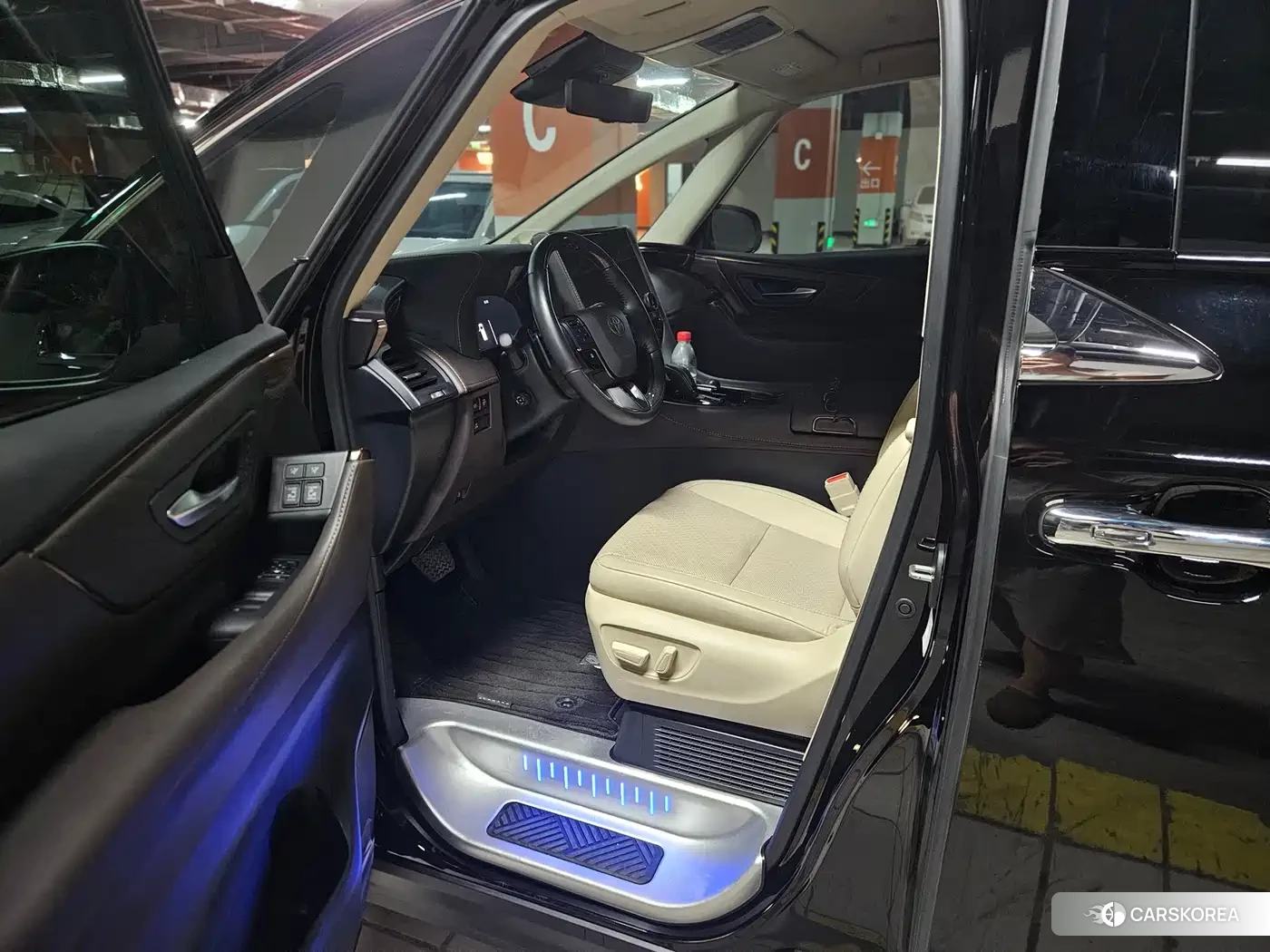 Toyota Elfa 2025 Черный из Китая, фото 2