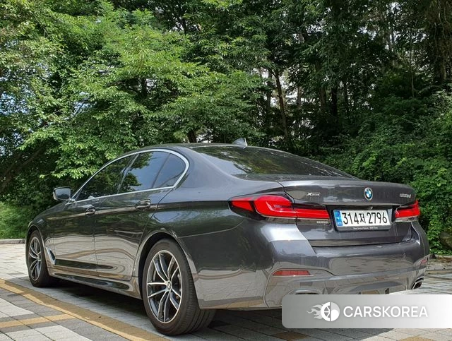 BMW 5 Series (G30) 2021 Серый из Кореи, фото 4