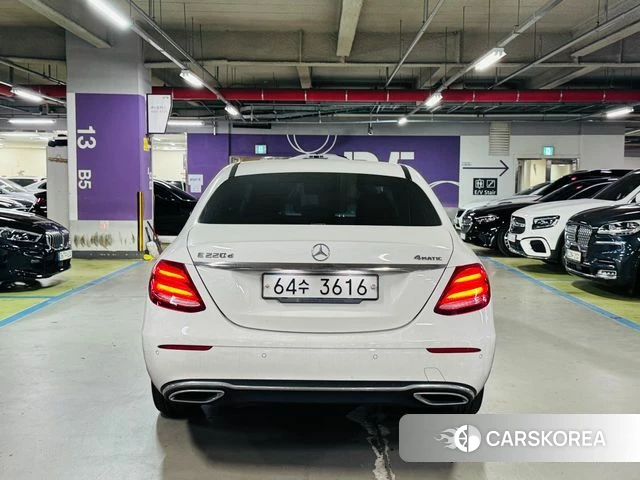 Mercedes-Benz E-Class W213 id 4508592 из Кореи 12
