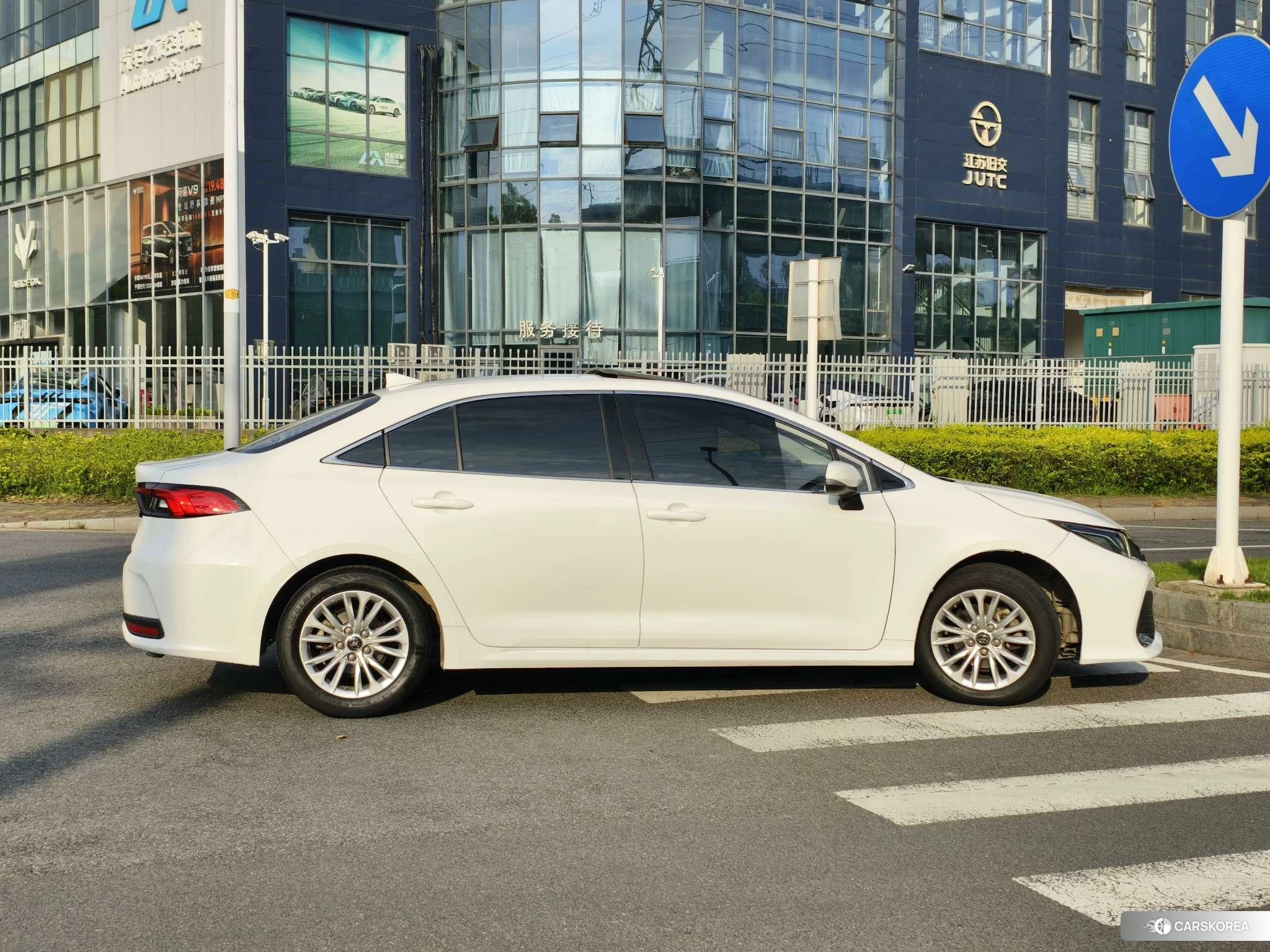 Toyota Allion id 4510630 из Китая 9