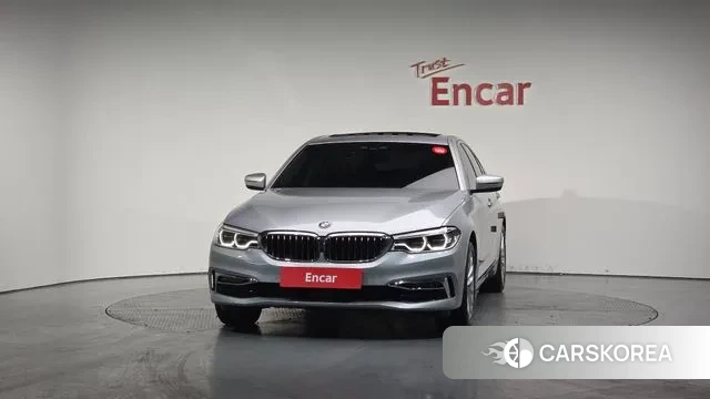 BMW 5 Series (G30) id 3459437 из Кореи 12