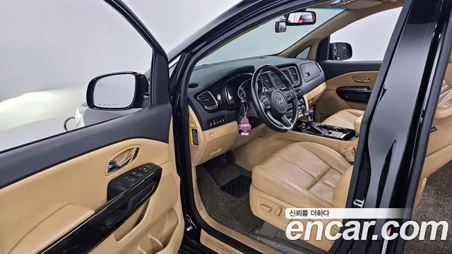 Kia The New Carnival id 2790838 из Кореи 12