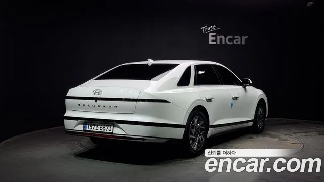 Hyundai Grandeur Hybrid (GN7) id 2943499 из Кореи 12