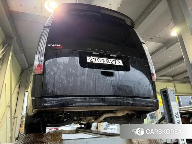 Hyundai Staria 2022 Черный из Кореи, фото 2