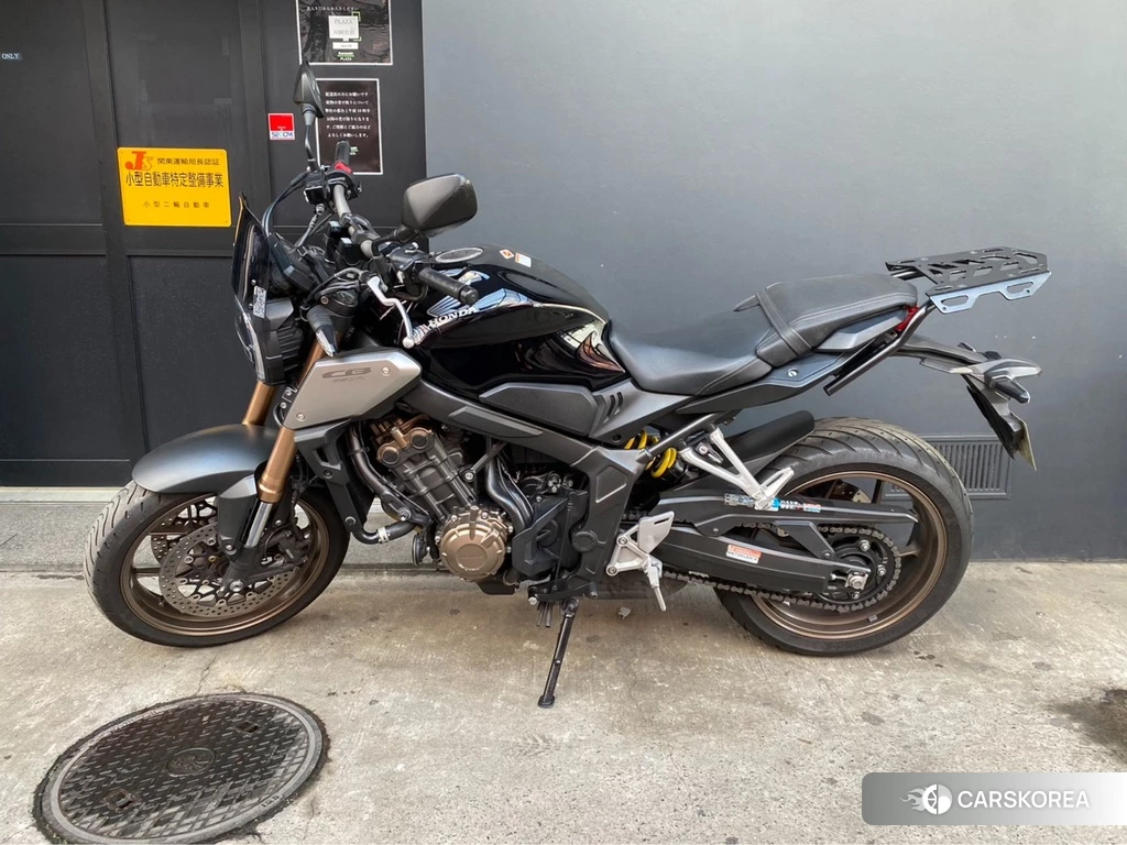 Проданный Honda CB650R 2019 из Японии