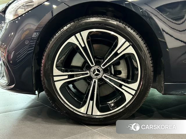 Mercedes-Benz Class C id 4276700 из Китая 12
