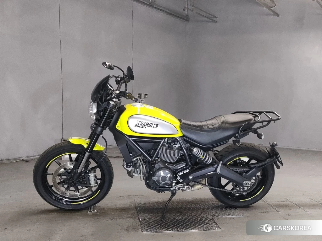 Проданный Ducati SCRAMBLER FLAT TRACK PRO 2016 из Японии, фото 2